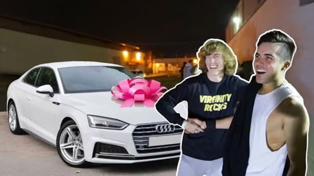 S01:E13 - Surprising My Manager With a New Car!