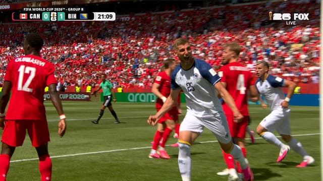 S2026:E03 - Bosnia & Herzegovina’s Jovo Lukić scores header off corner, taking lead against Canada