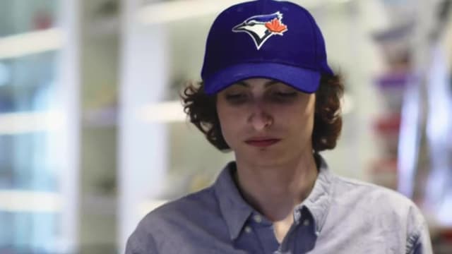 S04:E10 - Bill Nye and Finn Wolfhard Go Sneaker Shopping With Complex