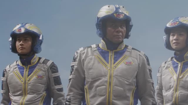 S01:E08 - King of the Waters