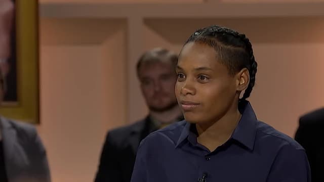 S20:E84 - Jennifer (Jay) Galarza vs. Carletha Galarza