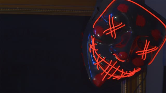 S01:E04 - Everything in Between