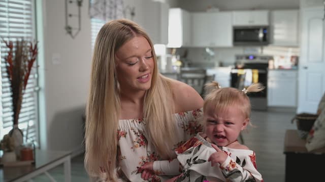 S01:E12 - There's a Baby in the Toilet!