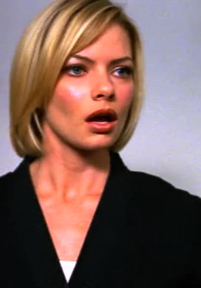 S01:E11 - Strap On poster