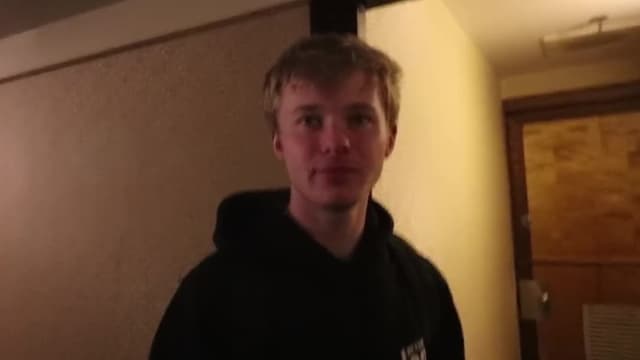 S07:E02 - Overnight at Haunted Queen Mary Ship