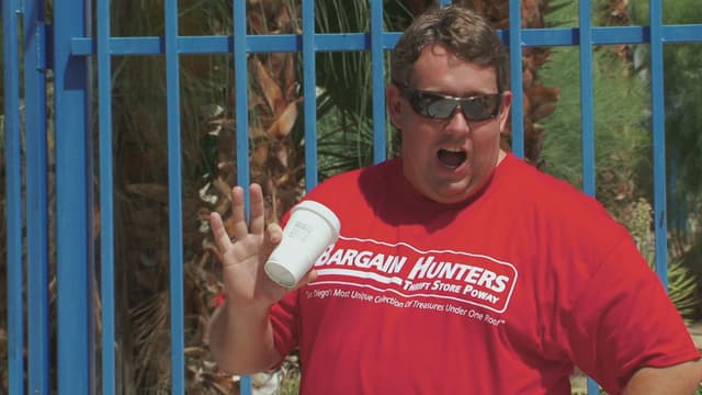 S08:E17 - Auctions Away!