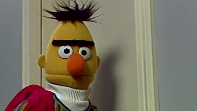 S36:E07 - American Fruit Stand