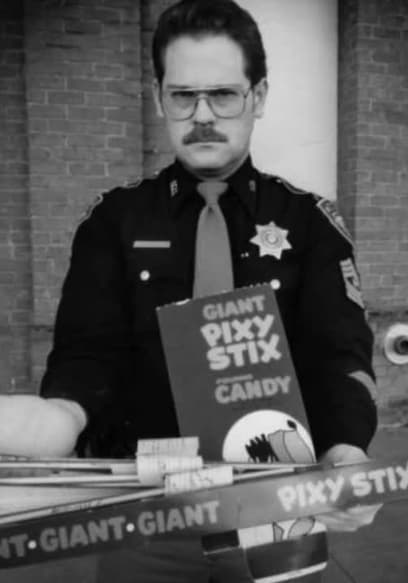 S04:E06 - The Candy Man Killer / Beauty Industry Conspiracy Theories poster