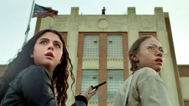 S01:E01 - "Hell Is for Children"