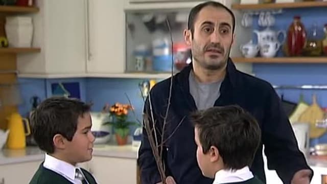 S05:E05 - De repente un extraño