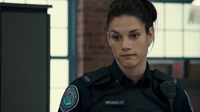 S04:E02 - Homecoming