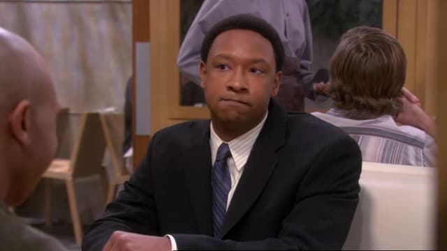 S04:E15 - Good Catch or a Bad Hop?