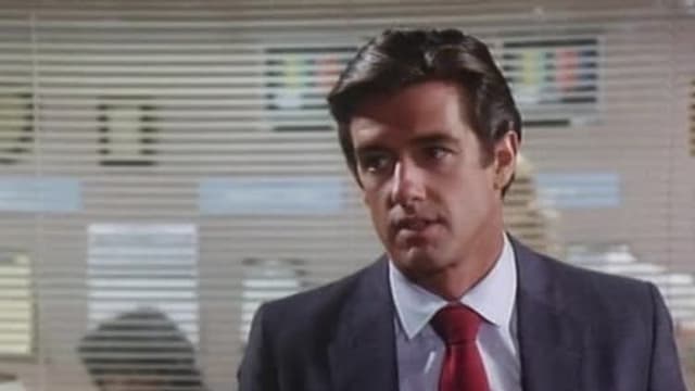 S07:E04 - The Christening