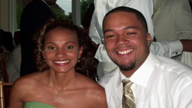 S01:E03 - The Sister Standoff