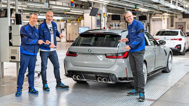 S01:E01 - Watching My BMW M3 Touring Come to Life