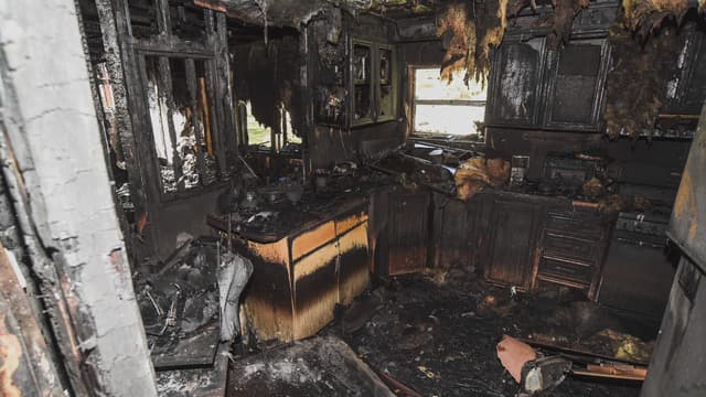 S01:E11 - Episode 11