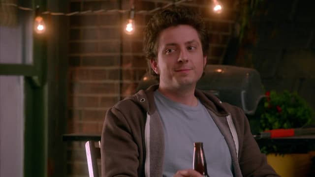 S01:E03 - The Wind Beneath My Wingman
