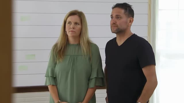 S02:E03 - Location, Location, Laundromat