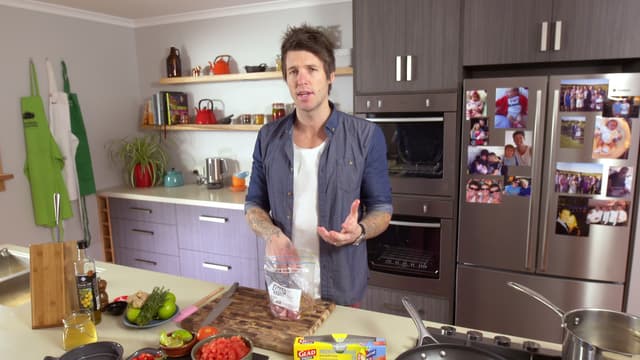 S01:E16 - Episode 16