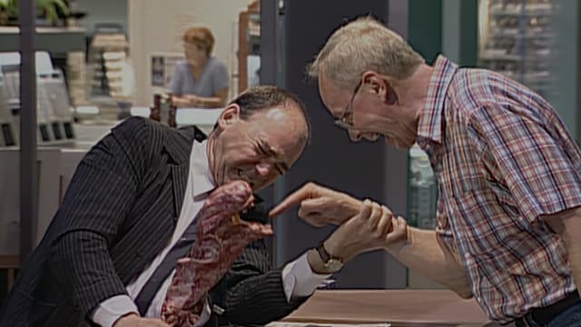 S02:E09 - Someone Dropped this...