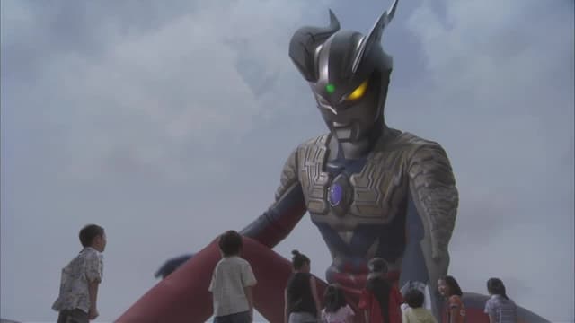 S01:E12 - Ultraman Saga: The Hero of Revival