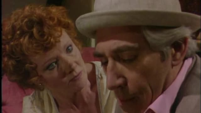 S04:E13 - There's One Born Every Minute