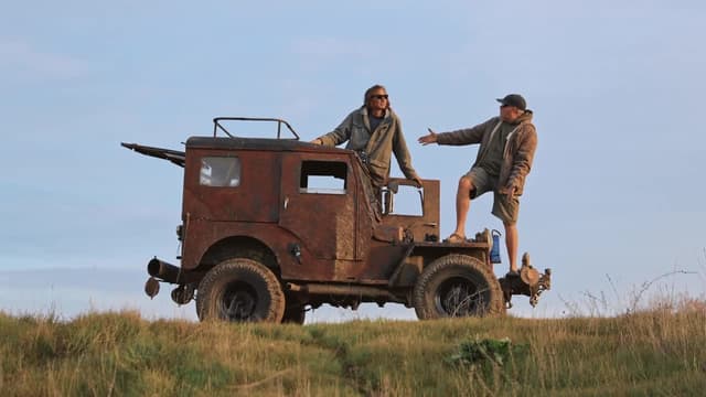 S08:E04 - Yard Find: 1952 Jeep Rescue!