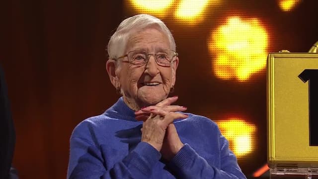 S12:E11 - Episode 11