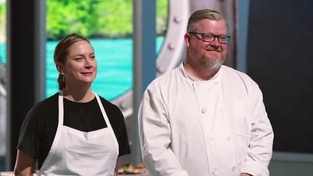 S01:E07 - Sinking Cruise Ship