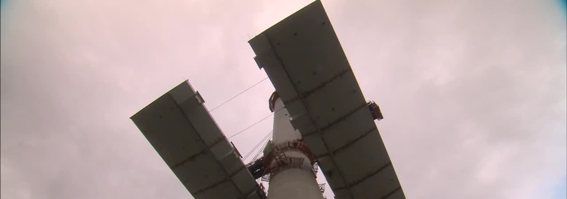 Watch Mega Builders S03:E02 - The Big Lift - Stonecutter's Bridge ...