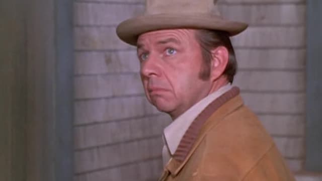 S06:E23 - The Hole in the Porch