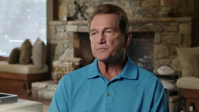 S2022:E01 - Joe Theismann