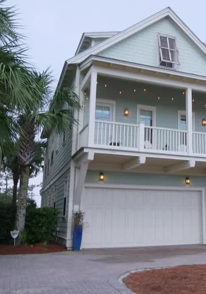 S01:E07 - Hunt for an Emerald Coast Home poster