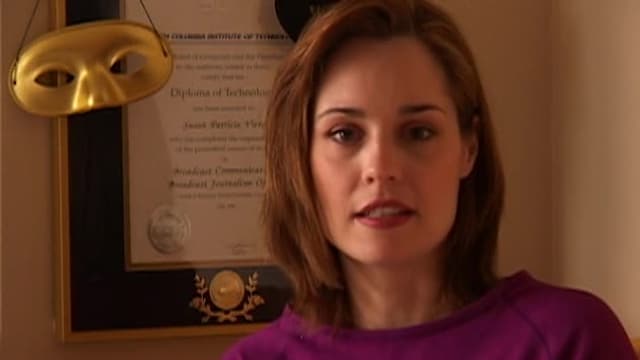 S01:E01 - Patti and John