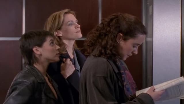 S04:E20 - Elevator