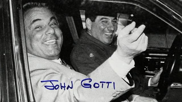 S01:E01 - John Gotti