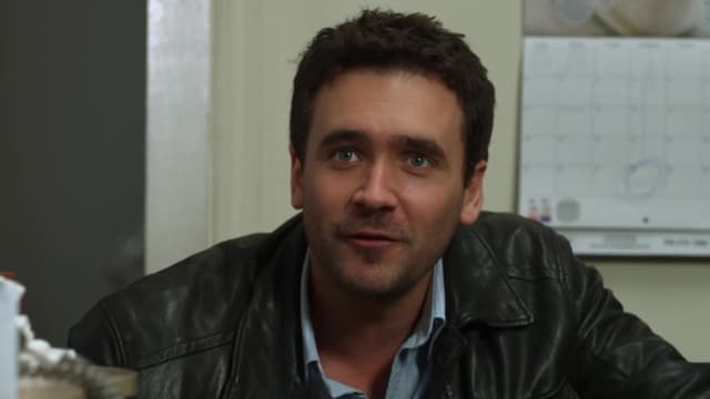 S01:E08 - Republic of Doyle: S1 E8 - the Tell-Tale Safe