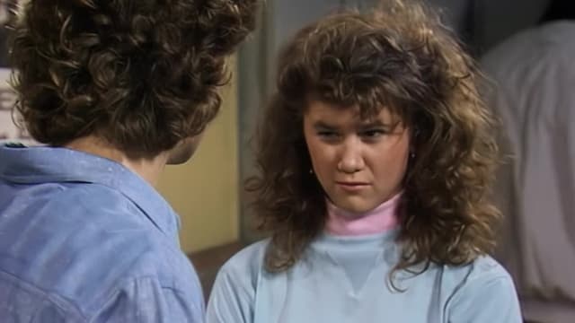 S03:E15 - The Marrying Kind