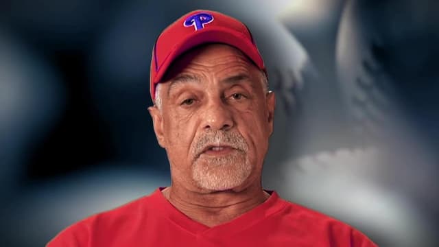 S01:E28 - Base Stealers