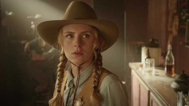 S01:E01 - High Plains Drifter