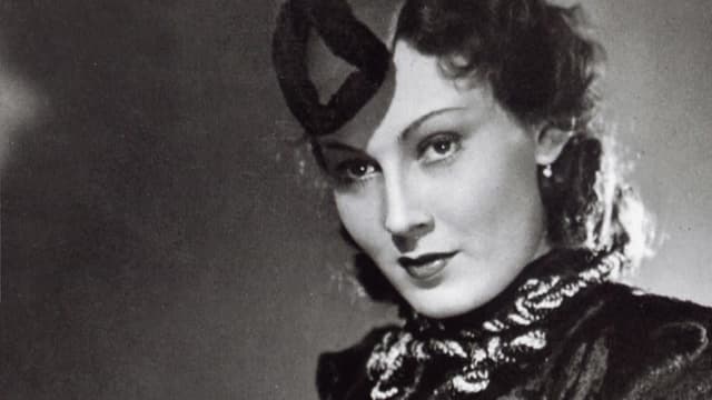 S01:E04 - Rise of Antisemitism