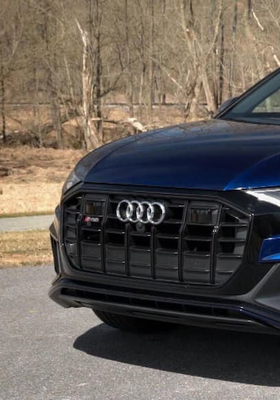 S41:E15 - Audi SQ8 poster