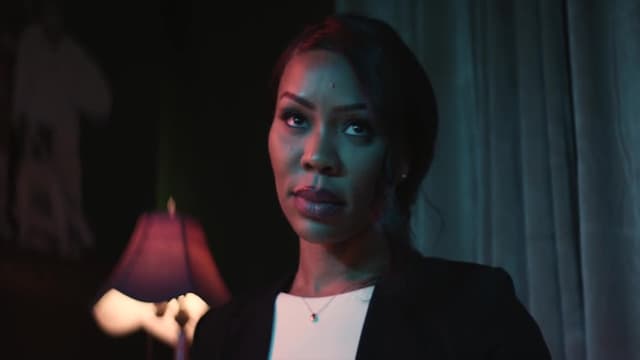 S02:E05 - Heads Will Roll