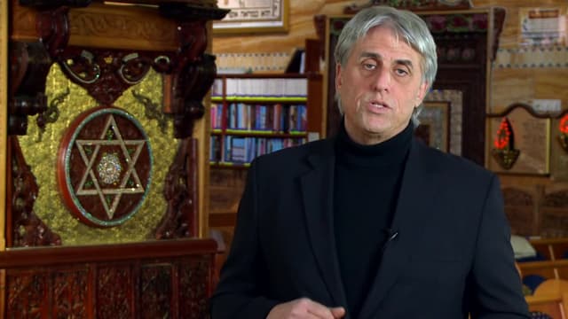 S01:E01 - Middle East