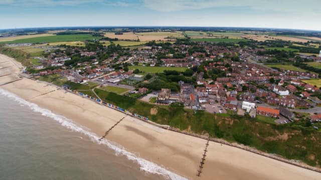 S01:E12 - South East Zone Semi-Final