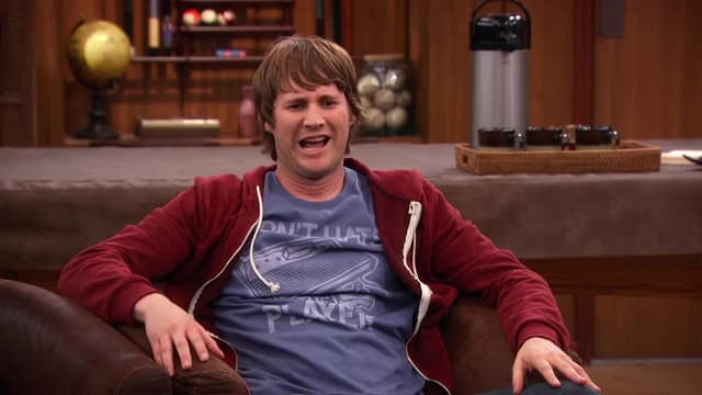 S02:E16 - Charlie and Kate's Dirty Pictures