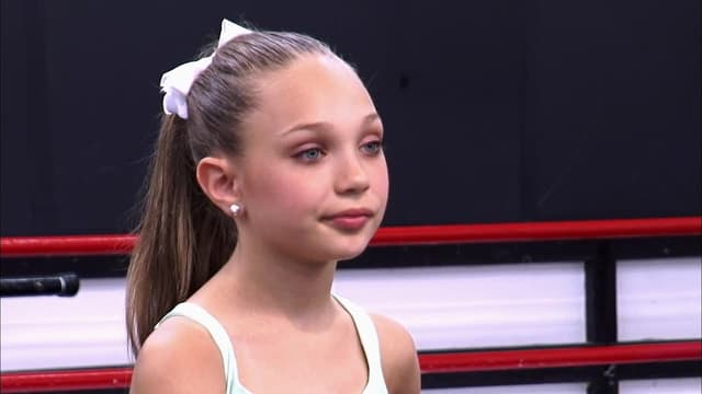 S03:E32 - Clash of the Dance Moms