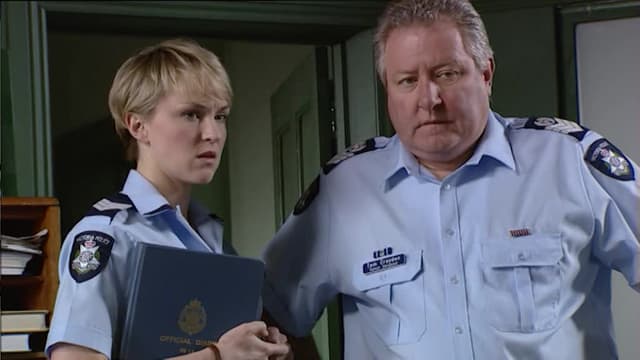 S09:E25 - A Safe Bet