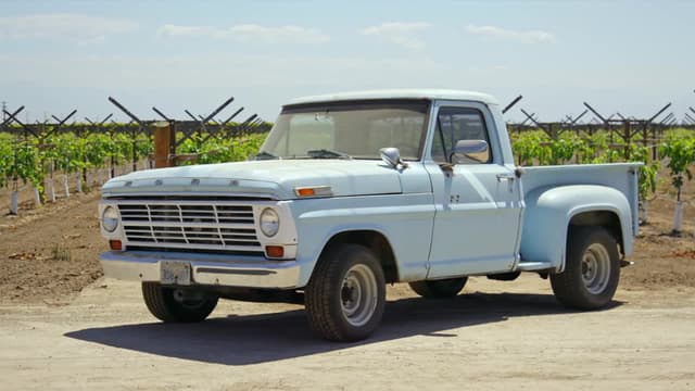 S03:E08 - Ford Muscle Truck