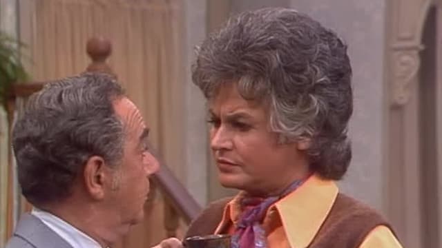 S02:E221 - The Tax Audit